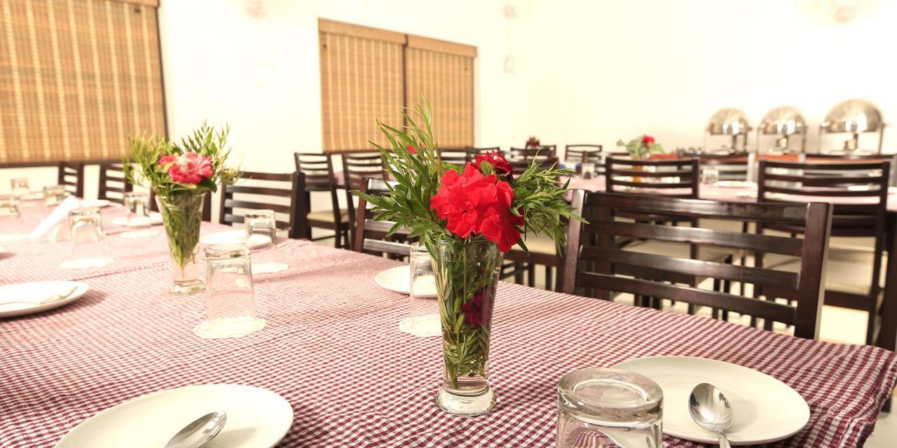 Silverline Retreat Hotel โกลลีฮิลส์ ภายนอก รูปภาพ