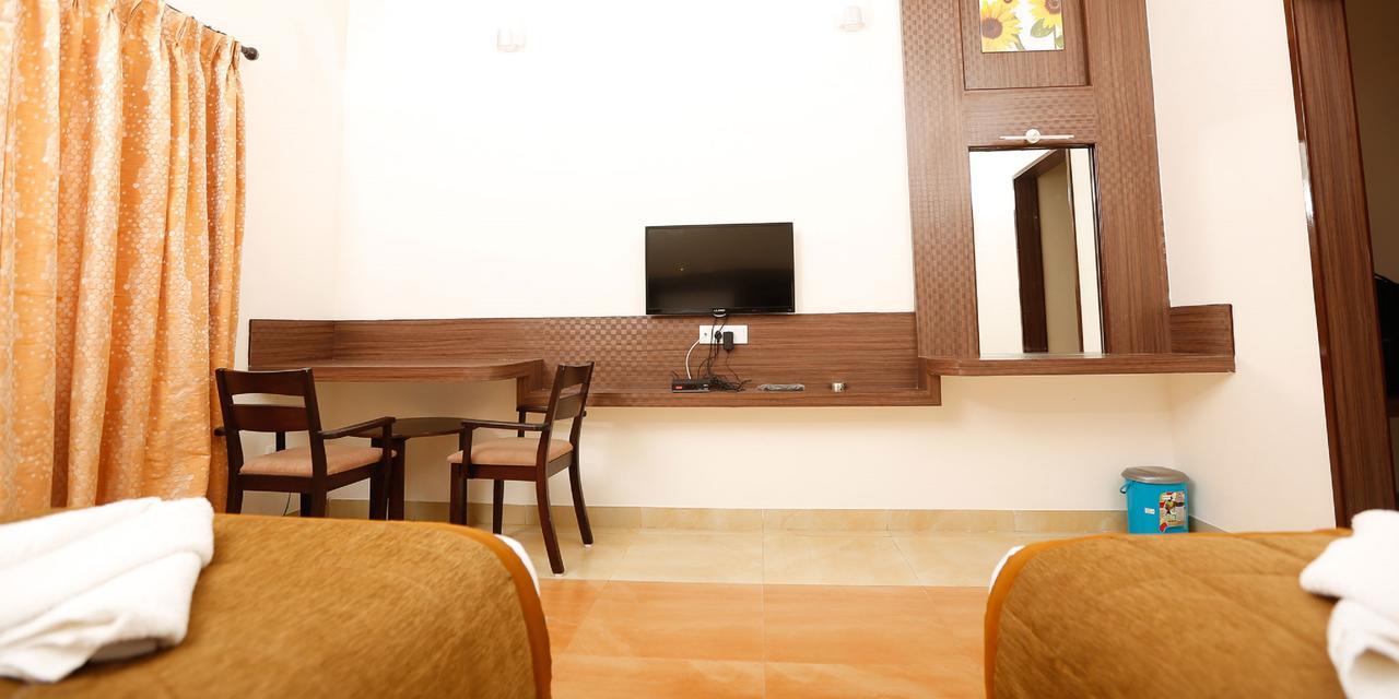 Silverline Retreat Hotel โกลลีฮิลส์ ภายนอก รูปภาพ