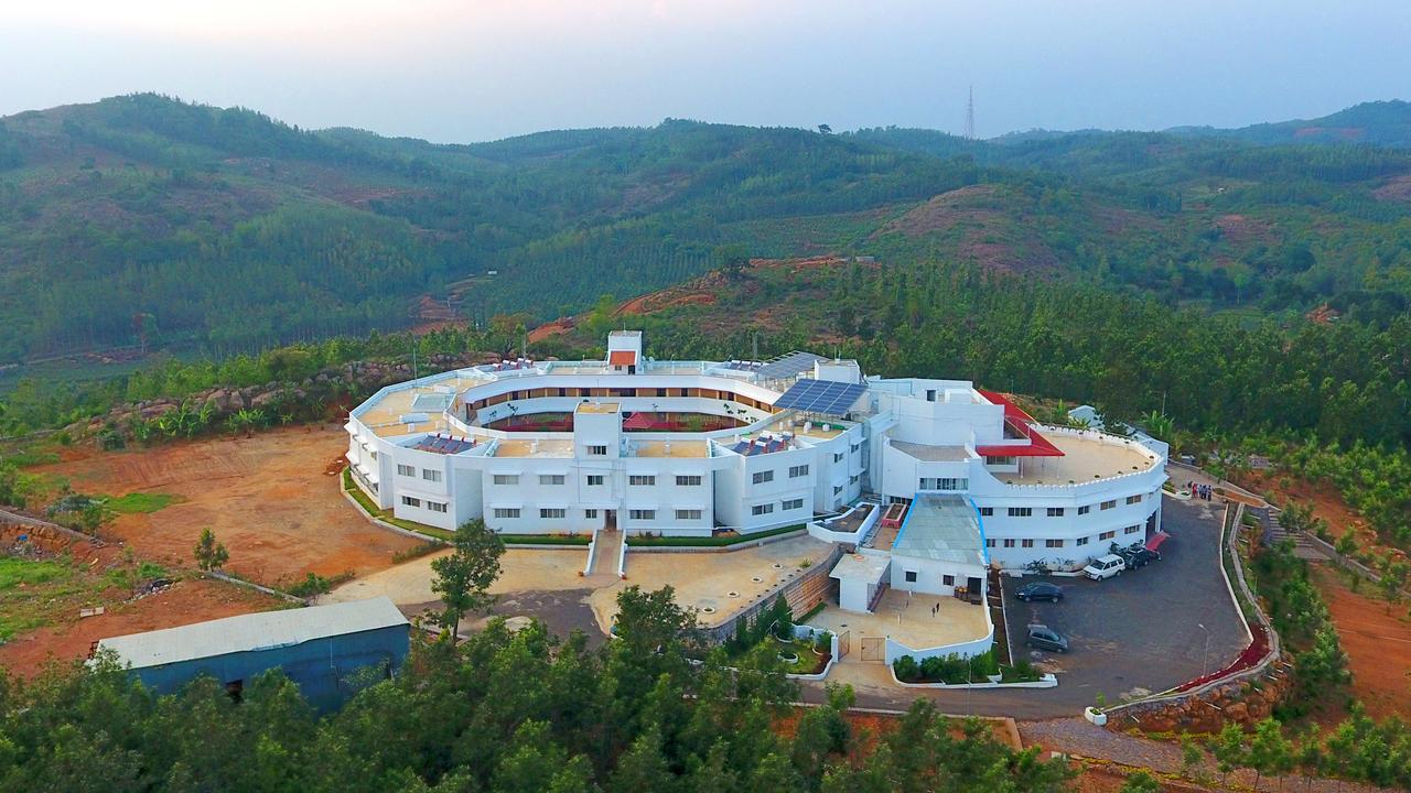 Silverline Retreat Hotel โกลลีฮิลส์ ภายนอก รูปภาพ